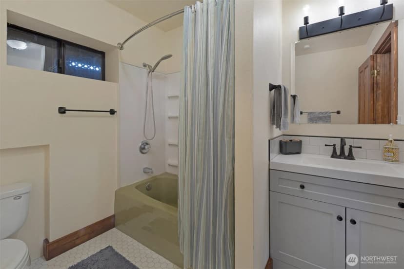Property photo for 142 Pemberton Place, Friday Harbor photo 32