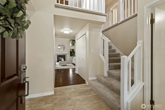 Property photo for 10244 Ne 138 Place #b1, Kirkland photo 5