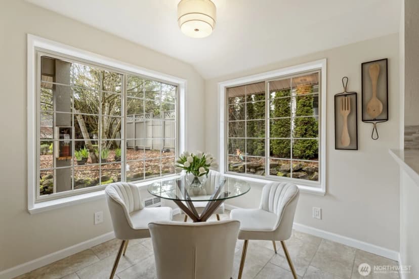Property photo for 10244 Ne 138 Place #b1, Kirkland photo 6