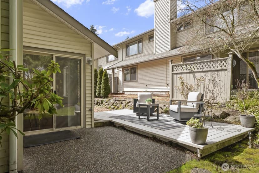 Property photo for 10244 Ne 138 Place #b1, Kirkland photo 36