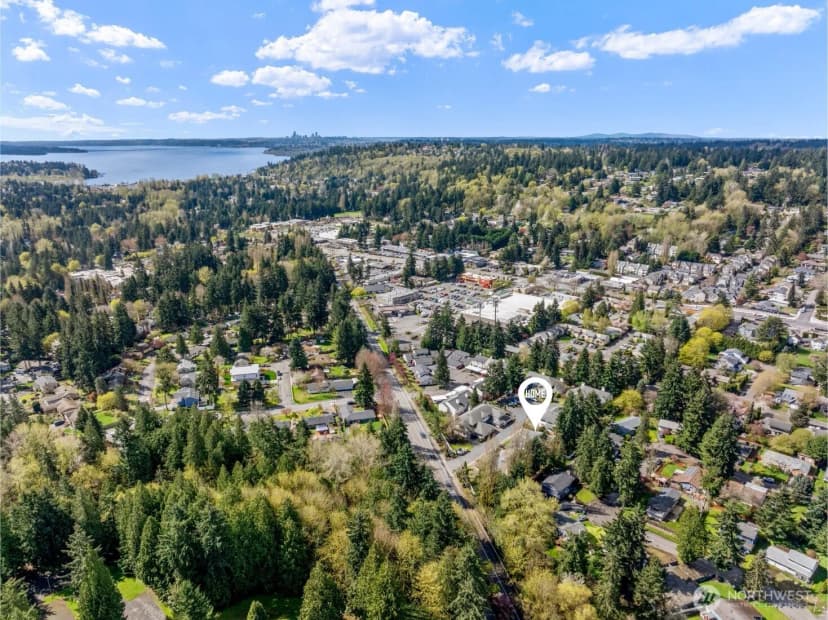 Property photo for 10244 Ne 138 Place #b1, Kirkland photo 39