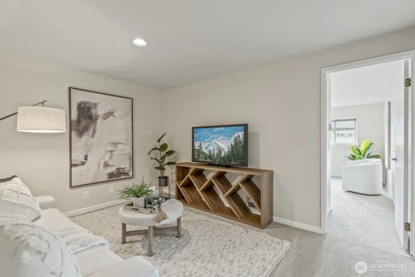 Property photo for 10244 Ne 138 Place #b1, Kirkland photo 30