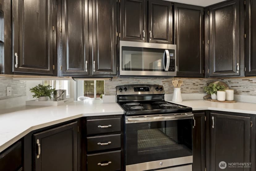 Property photo for 10244 Ne 138 Place #b1, Kirkland photo 10