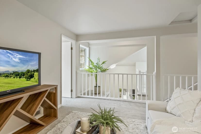 Property photo for 10244 Ne 138 Place #b1, Kirkland photo 32