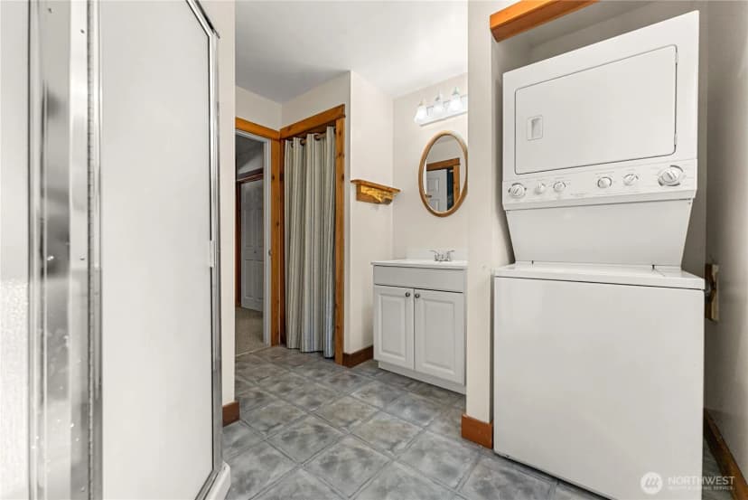 Property photo for 90 Twin Lakes Drive, Winthrop photo 15