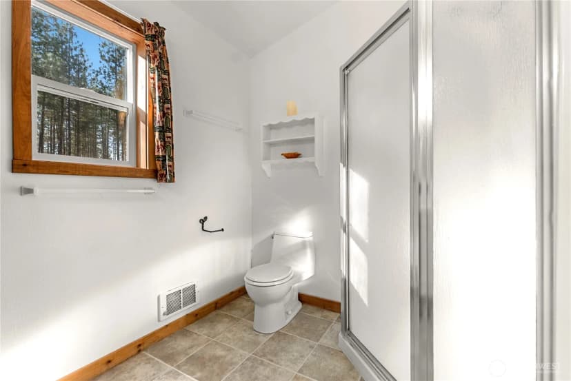 Property photo for 90 Twin Lakes Drive, Winthrop photo 28