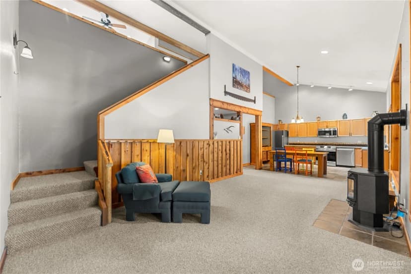 Property photo for 90 Twin Lakes Drive, Winthrop photo 10