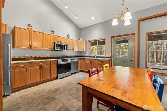 Property photo for 90 Twin Lakes Drive, Winthrop photo 2