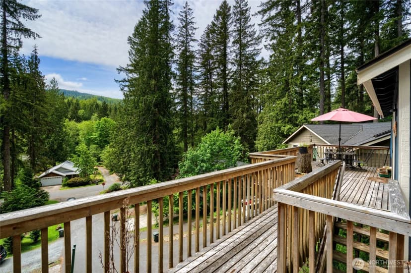 Property photo for 6 Sugarpine Place, Bellingham photo 9