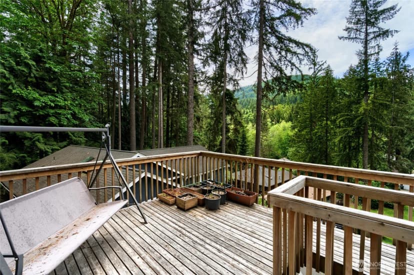 Property photo for 6 Sugarpine Place, Bellingham photo 11