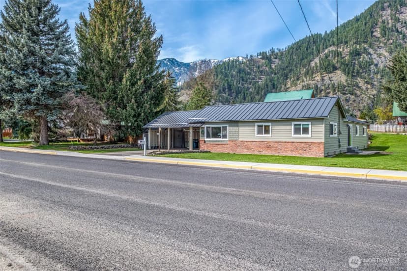 Property photo for 147 Ski Hill Drive, Leavenworth photo 4