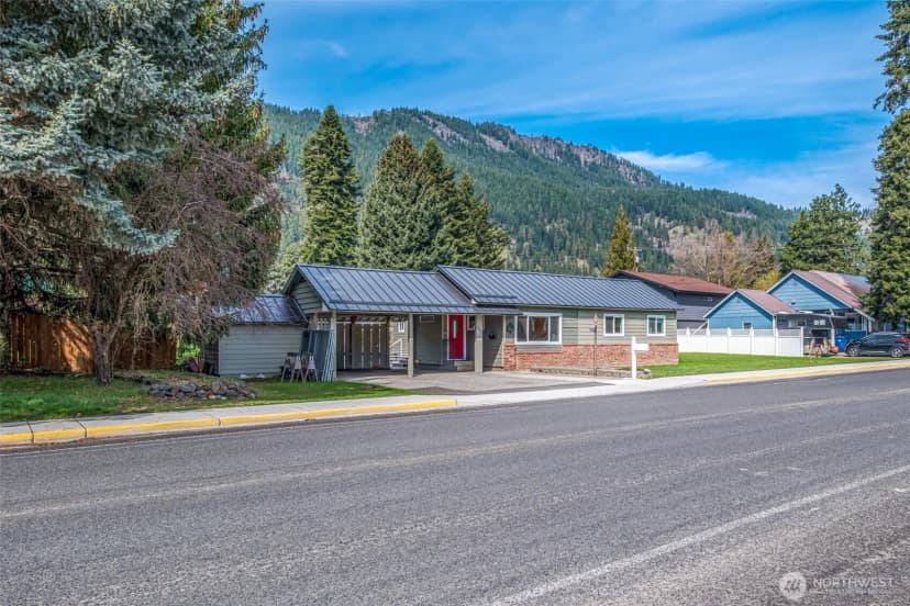 Property photo for 147 Ski Hill Drive, Leavenworth