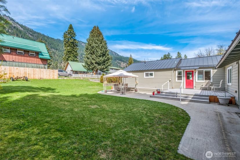 Property photo for 147 Ski Hill Drive, Leavenworth photo 5