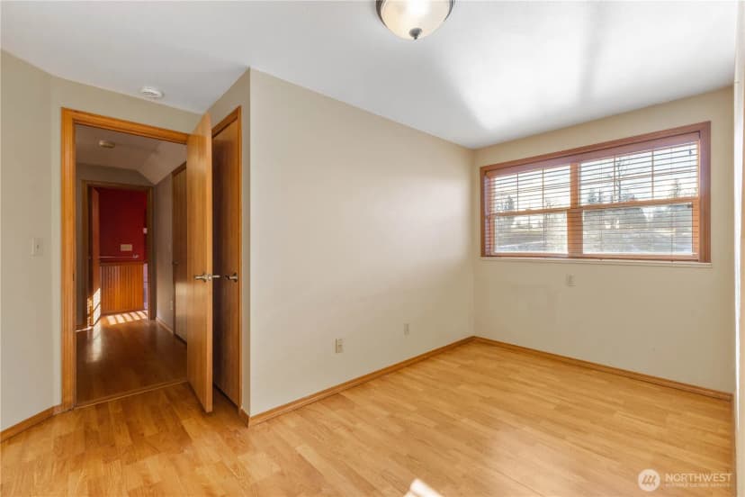 Property photo for 40211 228th Way Se, Enumclaw photo 11