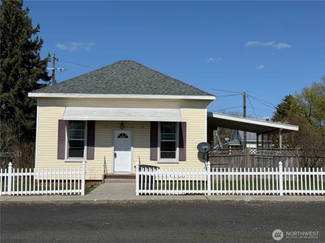 Property photo for 205 W Glover Street, Harrington