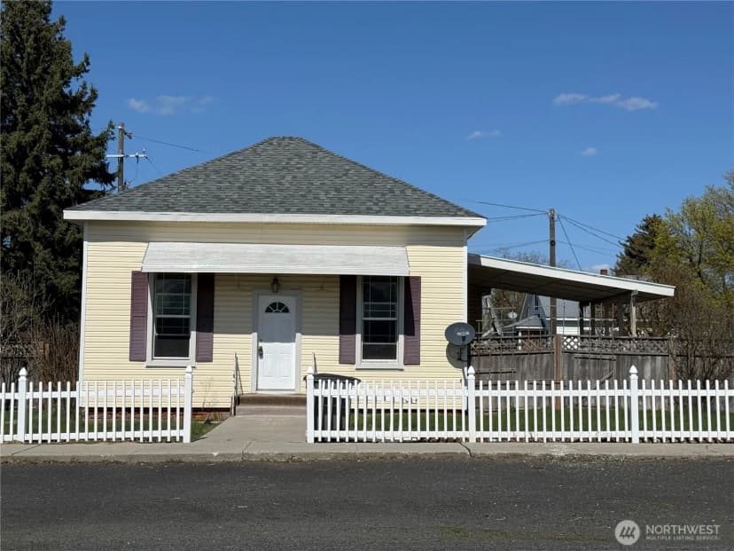 Property photo for 205 W Glover Street, Harrington