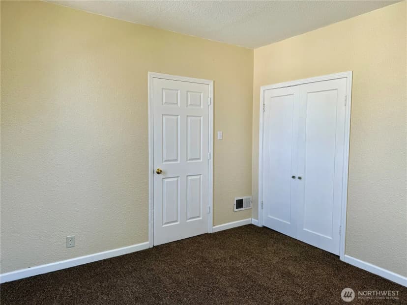 Property photo for 205 W Glover Street, Harrington photo 15