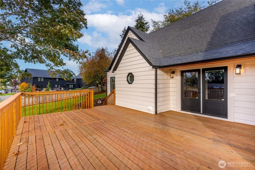 Property photo for 2429 Grandview Drive W, University Place photo 30