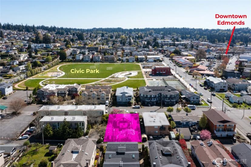 Property photo for 621 Daley Street, Edmonds photo 17