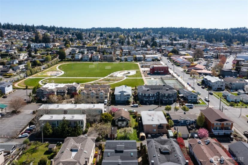 Property photo for 621 Daley Street, Edmonds photo 16