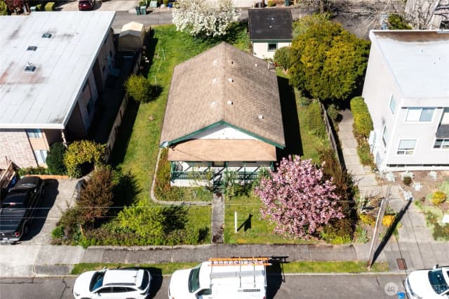 Property photo for 621 Daley Street, Edmonds
