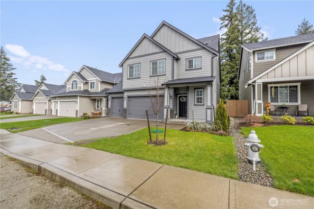 Property photo for 137 191st Street Ct E, Spanaway photo 3