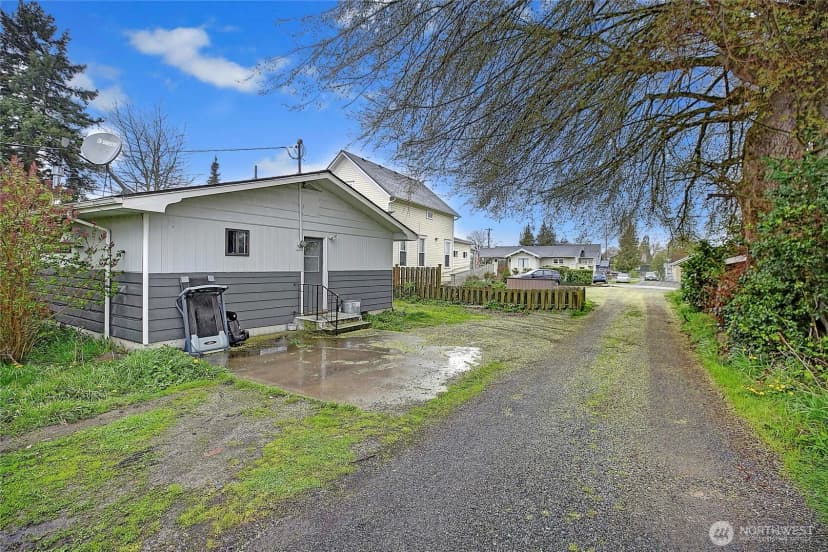Property photo for 27305 102nd Avenue Nw, Stanwood photo 19