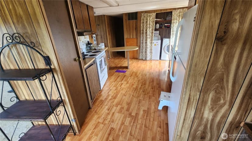 Property photo for 8458 Shintaffer Road, Blaine photo 10