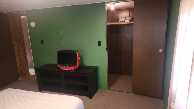 Property photo for 8458 Shintaffer Road, Blaine photo 16