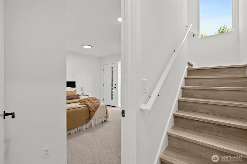 Property photo for 8324 16th Avenue Nw #d, Seattle photo 5