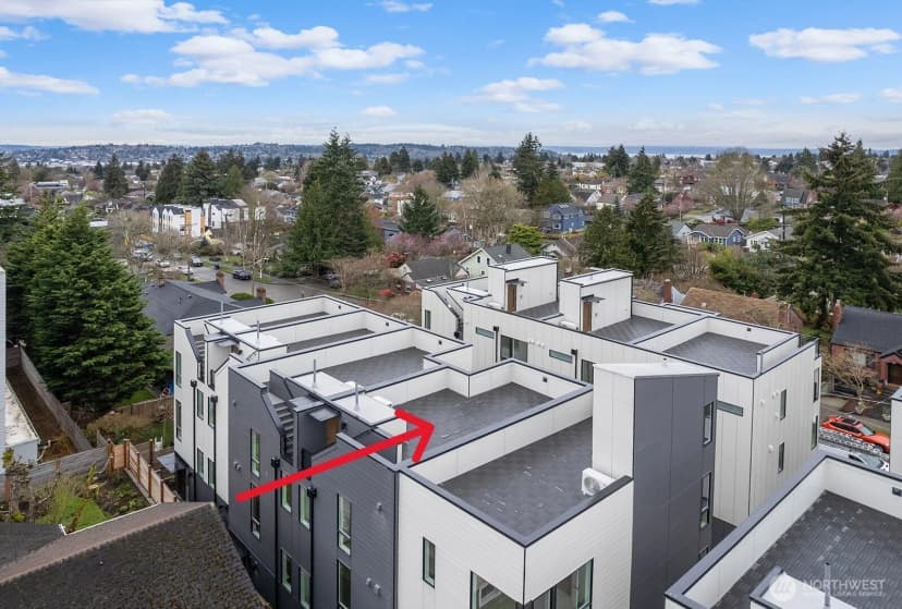 Property photo for 8324 16th Avenue Nw #d, Seattle photo 3