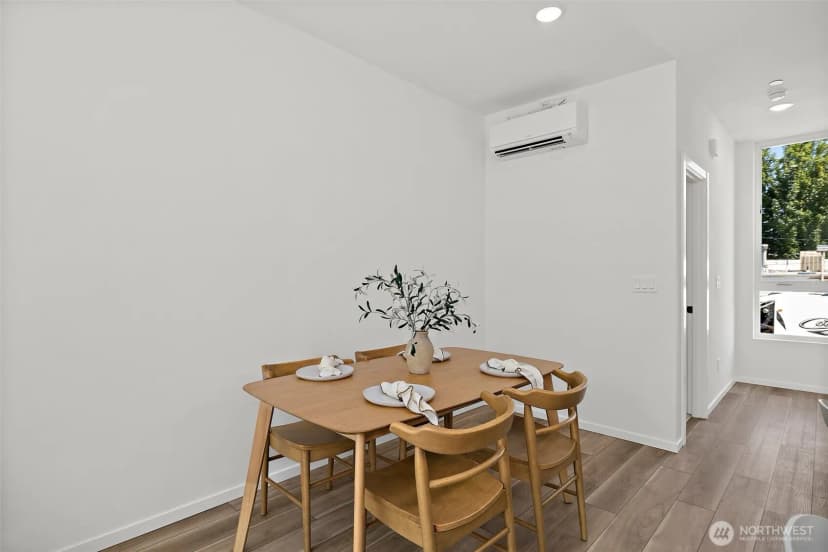 Property photo for 8324 16th Avenue Nw #d, Seattle photo 14
