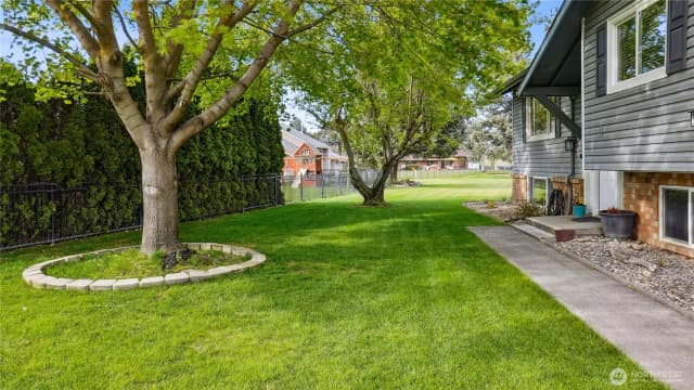 Property photo for 863 S Meadowlark Lane, Othello