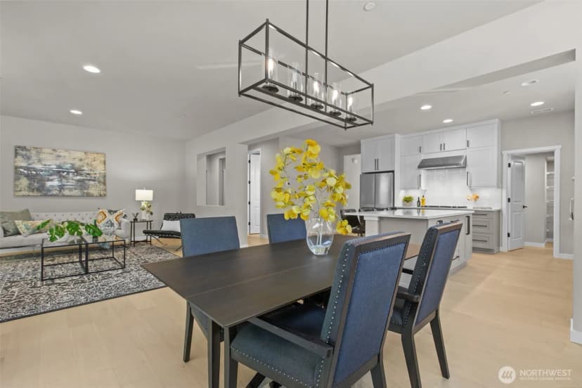 Property photo for 18116 83rd Avenue Ne, Kenmore photo 9