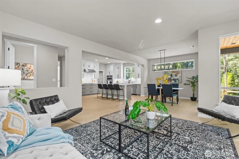 Property photo for 18116 83rd Avenue Ne, Kenmore photo 7