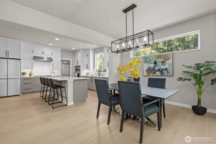 Property photo for 18116 83rd Avenue Ne, Kenmore photo 2
