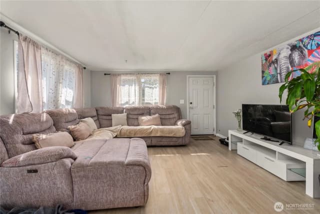 Property photo for 19054 Se 164th Street, Renton photo 4