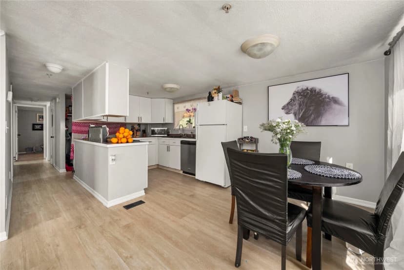 Property photo for 19054 Se 164th Street, Renton photo 6