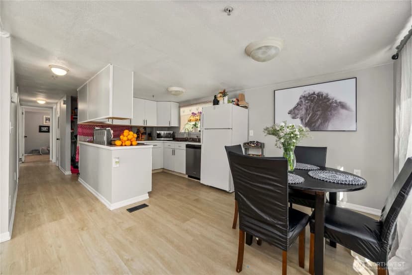 Property photo for 19054 Se 164th Street, Renton photo 5