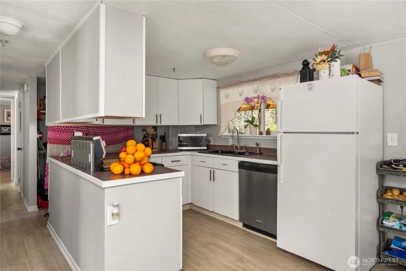 Property photo for 19054 Se 164th Street, Renton photo 8