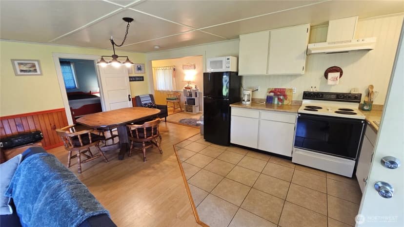 Property photo for 24402 P Street, Ocean Park photo 29