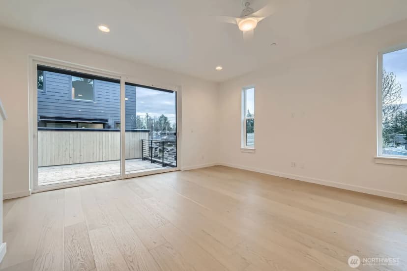 Property photo for 1327 N 185th #c, Shoreline photo 5