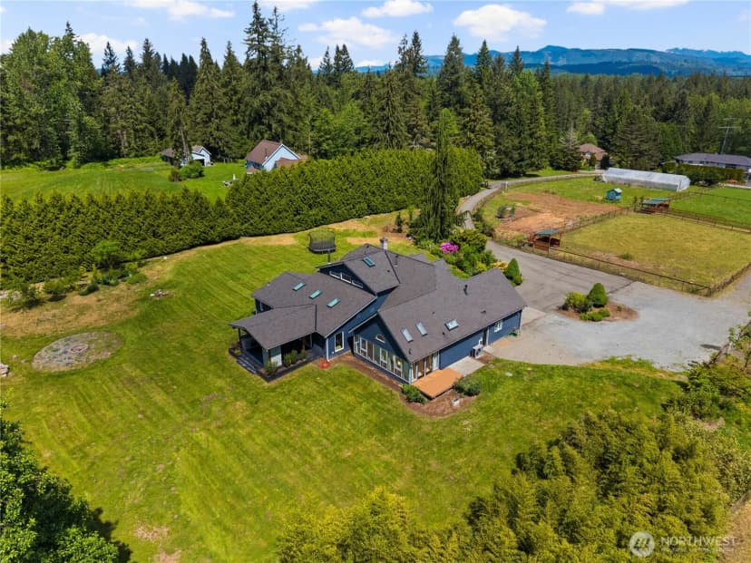 Property photo for 12425 318th Avenue Ne, Duvall photo 10