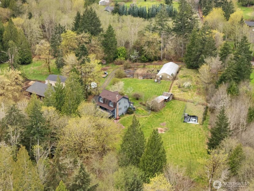 Property photo for 13505 E Victor Road, Gig Harbor photo 2