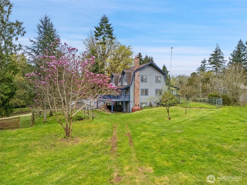 Property photo for 13505 E Victor Road, Gig Harbor photo 4