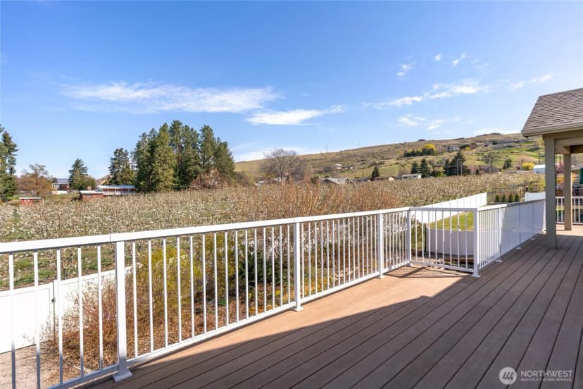 Property photo for 107 Springhill Drive, East Wenatchee photo 17