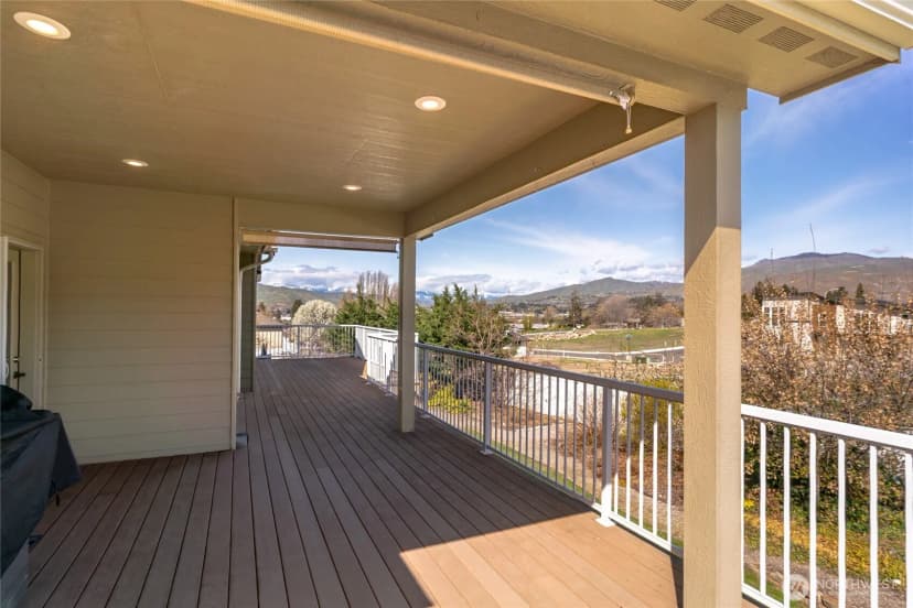 Property photo for 107 Springhill Drive, East Wenatchee photo 18