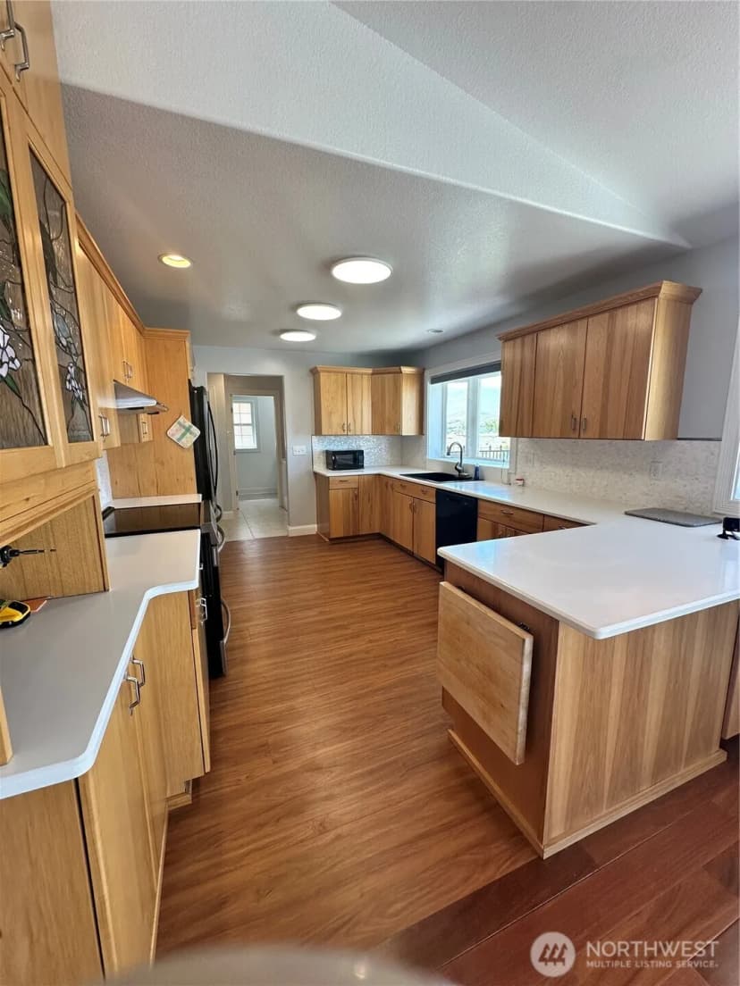 Property photo for 707 Ross Court Sw, Mattawa photo 12