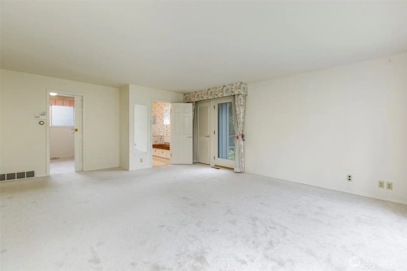 Property photo for 2233 77th Avenue Ne, Medina photo 20