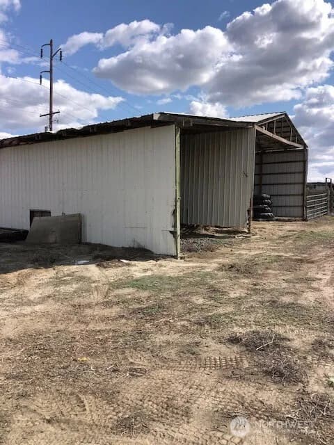 Property photo for 20868 Se Rd 2, Warden photo 40